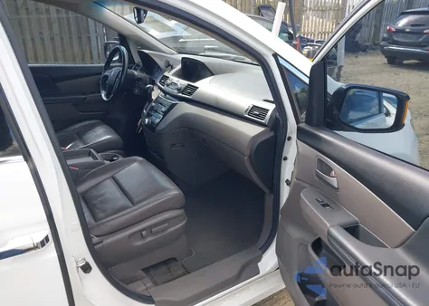 2011 Honda Odyssey Touring/Touring Elite z USA, uszkodzony, nr VIN 5FNRL5H95BB040030